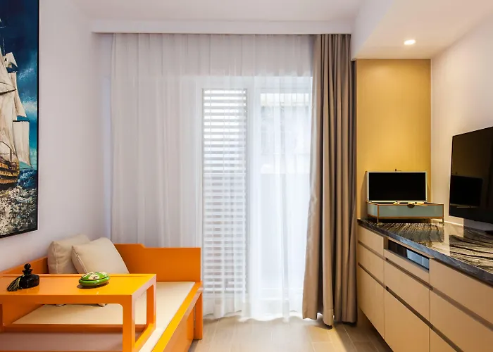 Caravel 2* Macau
