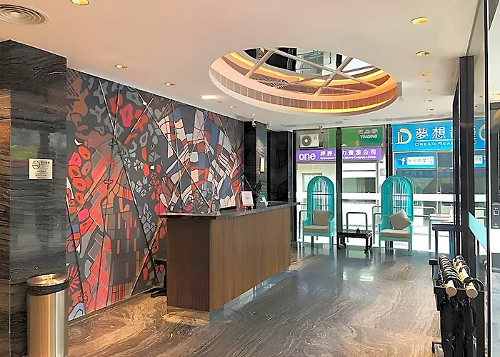 Caravel Hotel 2*