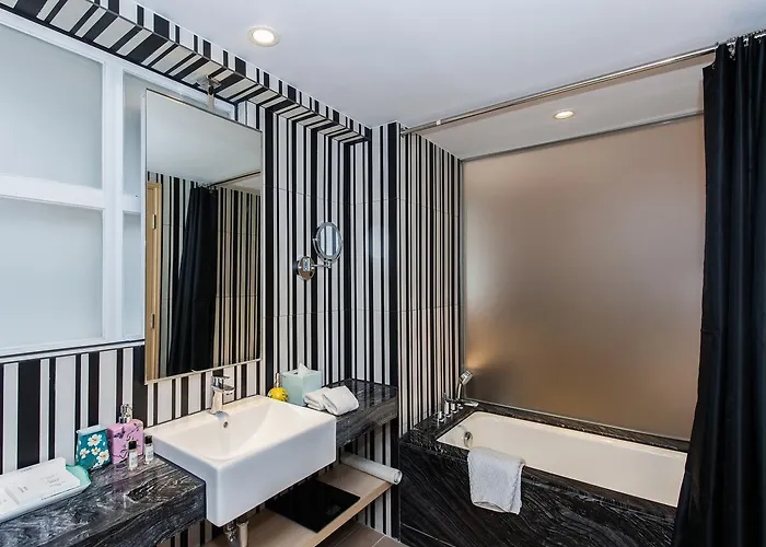 Caravel Hotel Macau